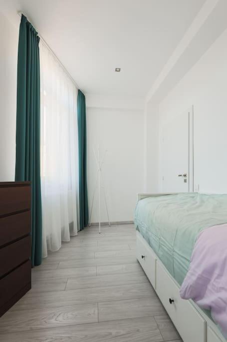 Ambassador Apartment Baia Mare Exteriör bild